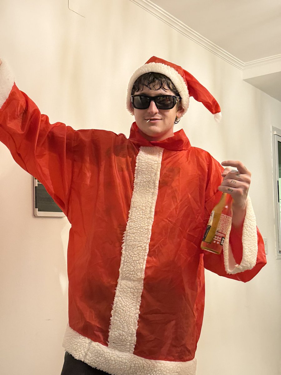 dillom666's tweet image. es navidad un año para el recuerdo