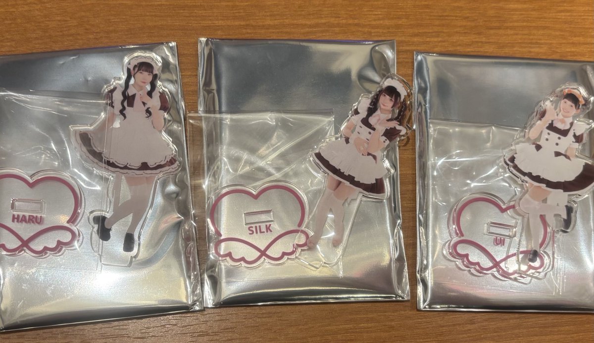 _71480_'s tweet photo. あっとほぉーむカフェ
トレーディングアクリルスタンドvol.10

譲：はる、しるく、うい
求：ろあ＞🍬
（敬称略）

お屋敷付近でのお取引＞郵送
お気軽にお声掛けください。 https://t.co/nlLxjKTFMw