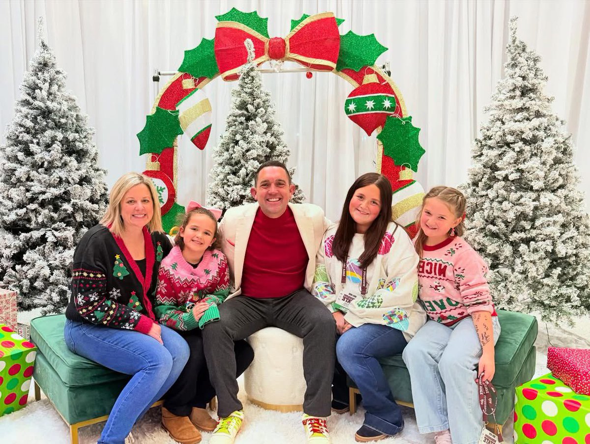 SamPurcellMSU's tweet image. Merry Christmas! #Blessed🙏