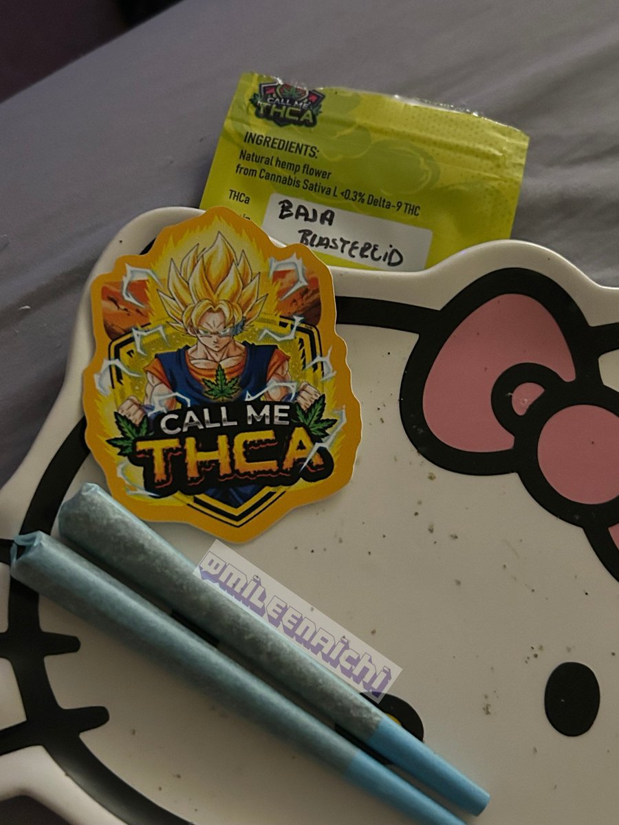 Packing up these cones with Baja Blastereid from <a href="/CallmeTHCa/">CallmeTHCa Fan Page</a> 💨🎉

Christmas with the family is gonna be fun 👀💨