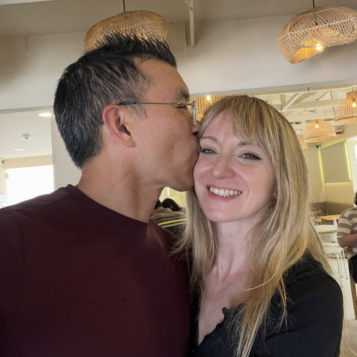 waynehhsiung's tweet image. The UK government wants to put my wife Rose in a cage.

Rose is one of the kindest people I know. We saw a bird hit by a car today, and Rose rushed out on a busy street, with tears streaming down her face, trying to give the bird aid. (The little one passed away in her arms.)…