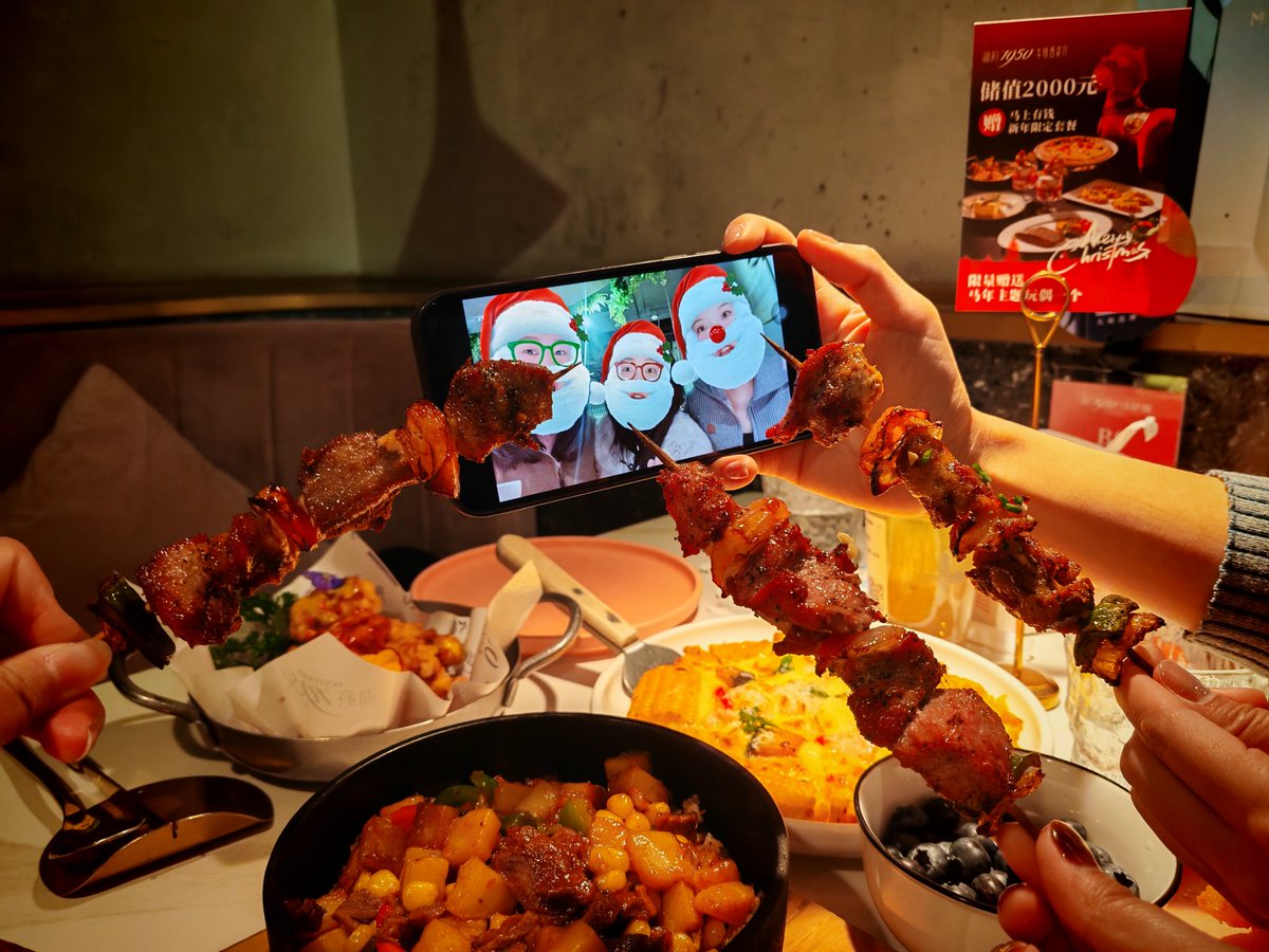 LIN_Zhaoy's tweet image. 节日快乐