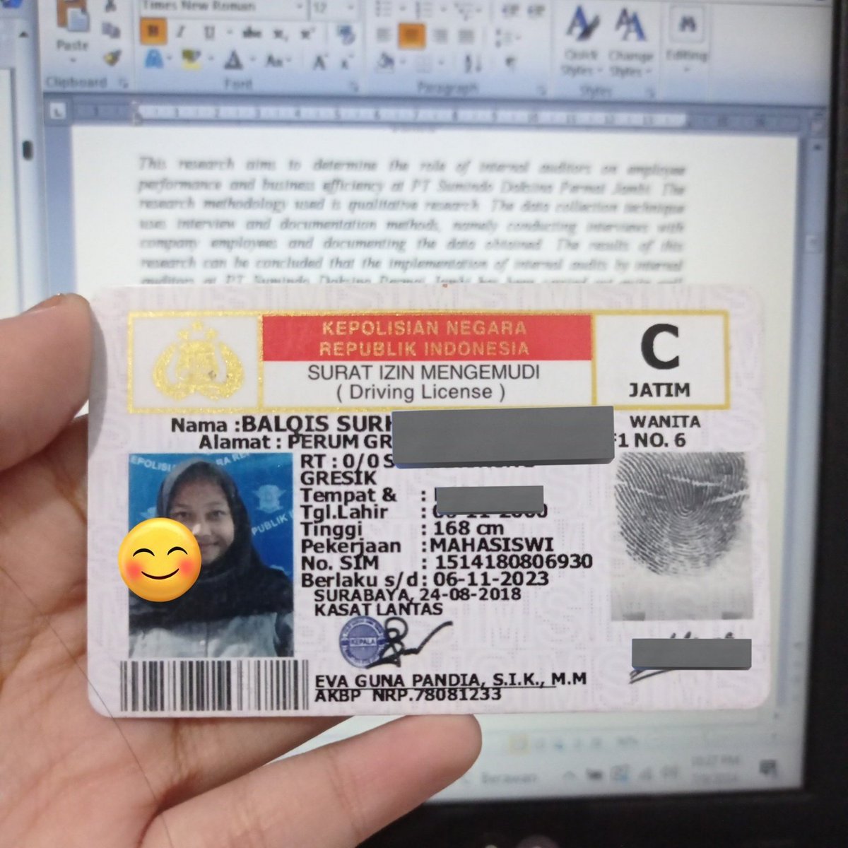 wassak_98's tweet image. 저희같은 피해자 더 나오지 말라고 사기친분 올릴게요

이름은 Balqis Surhanda 사는 지역은 Malang부근에 살고있다고합니다

저 말고도 다른 외국인에게 스트레이키즈 및 다른 아이돌 가수 티켓 사기를 쳤다고해요
혹시나 이분을 아시거나 연락할 방법이 있으신 분은 dm부탁드립니다