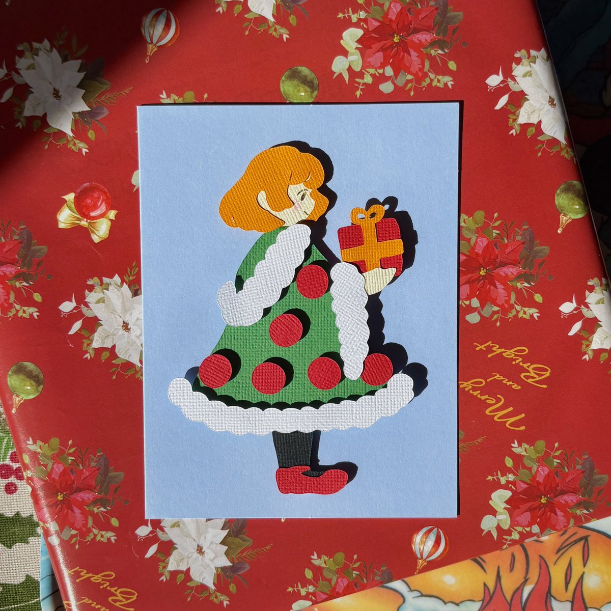 TreesDraws's tweet image. Merry Christmas 🎁