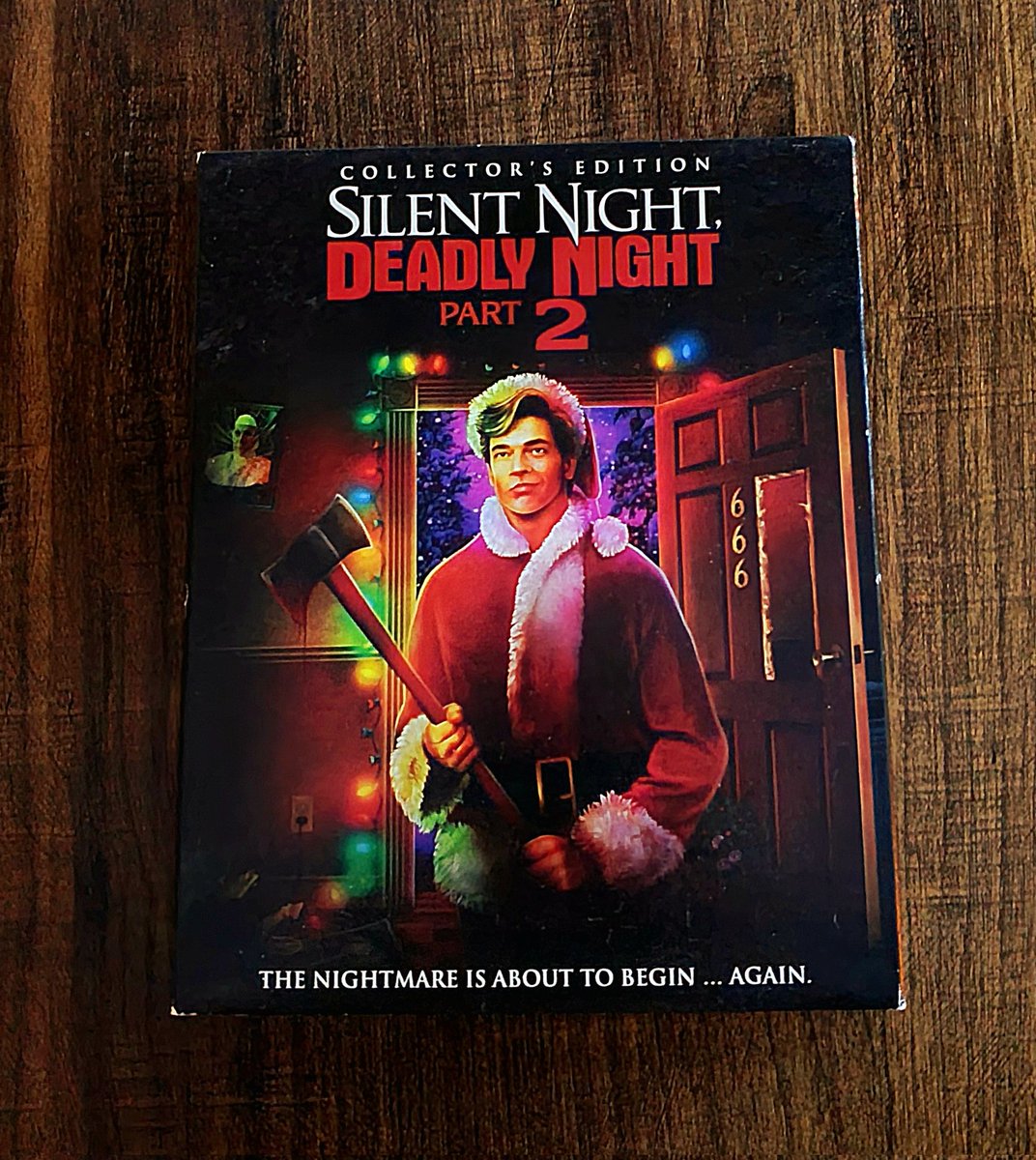 MikeCrissinger2's tweet image. Do not take the mfk'n garbage out tomorrow!...(1987) #SilentNightDeadlyNightPart2 #garbageday ❄️ 🎄🎅🚫🚮💀🥲