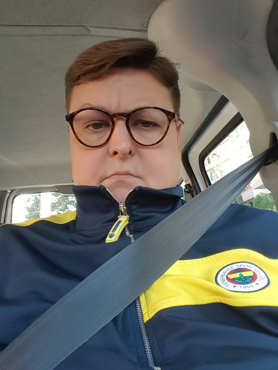 Günaydın☕️ hazırsanız başlıyoruz... 

Giy formanı çık sokağa 💪🏽

#ilelebetFenerbahçe 
🇺🇦🇺🇦🇺🇦