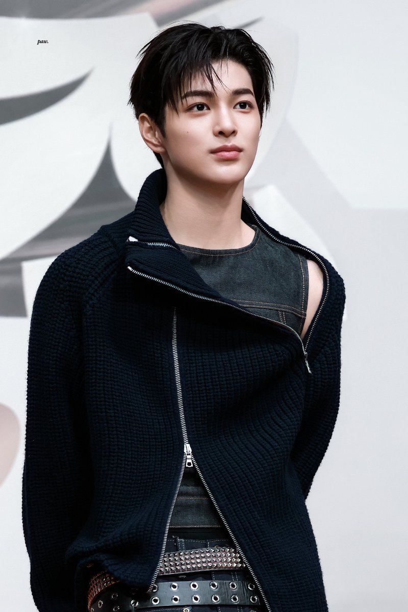 pawww0214's tweet image. 251225 SBS 레드카펫

#KEONHO #건호 
#CORTIS #코르티스