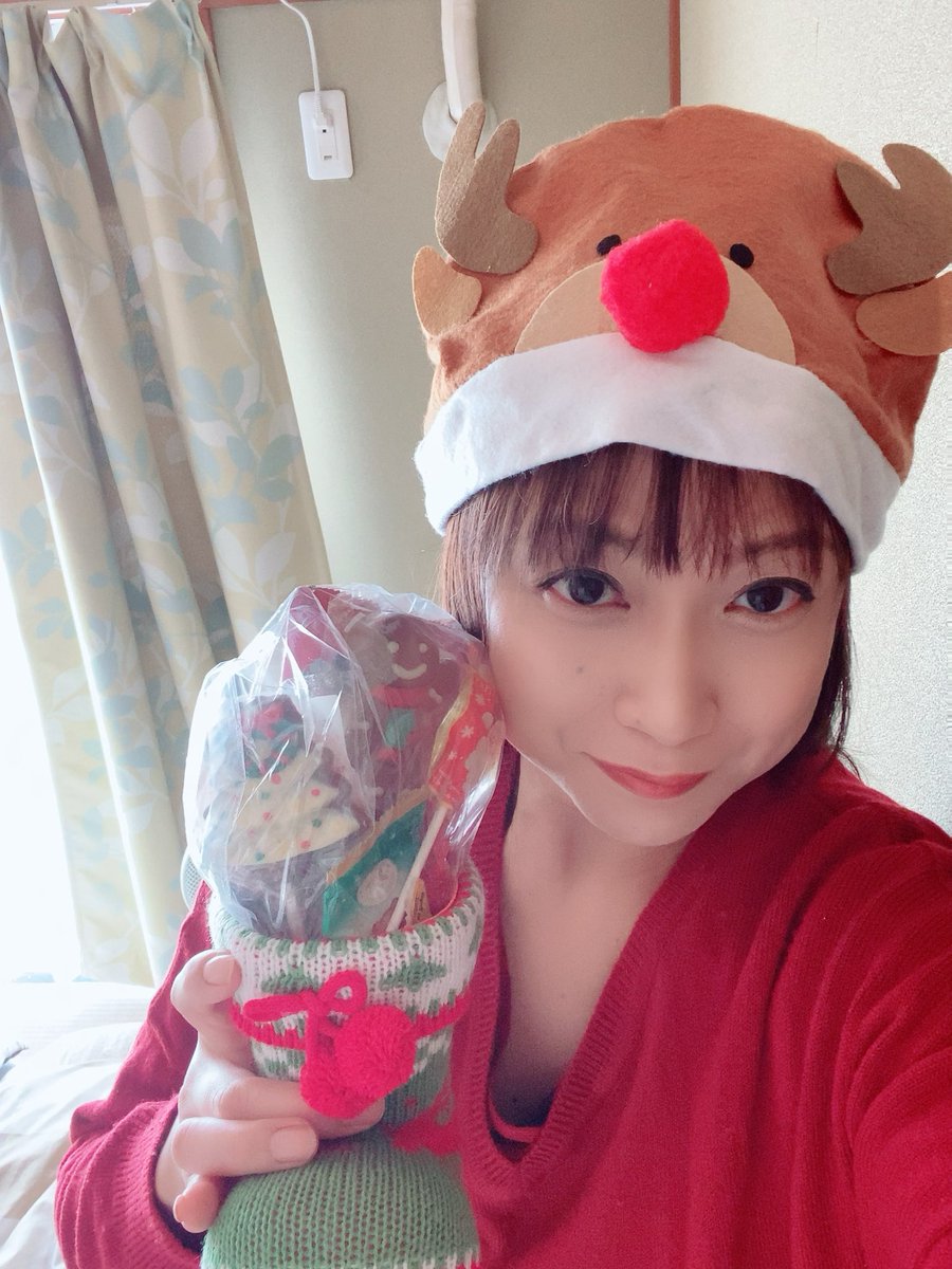 ̗̀ 🤍🎄𝑀𝑒𝑟𝑟𝑦 𝐶ℎ𝑟𝑖𝑠𝑡𝑚𝑎𝑠🎄🤍 ̖́- 🎅ではなく🦌より😘