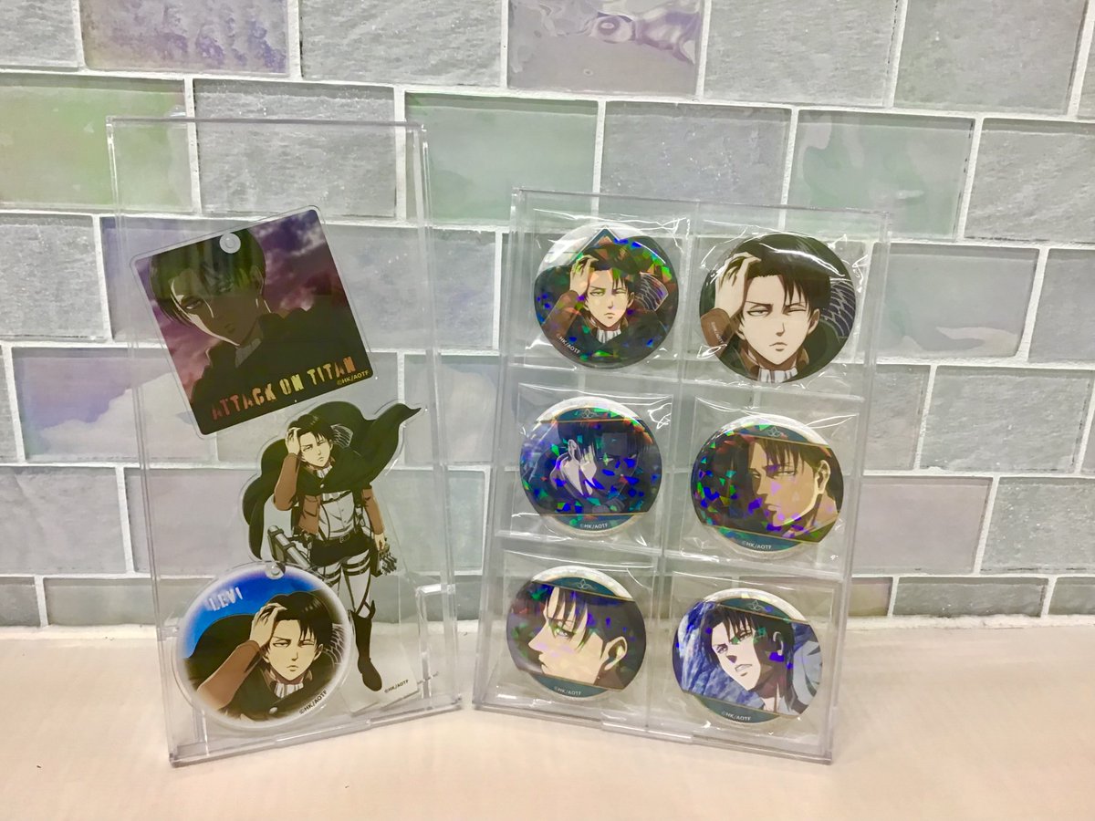 進撃の巨人 カラ鉄 缶バッジ リヴァイ 誕生日 バースデー 進撃の巨人 カラ鉄 缶バッジ リヴァイ 誕生日 バースデー カラオケの