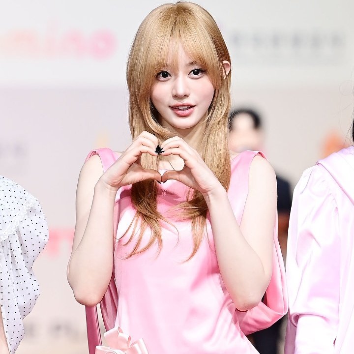 illieseom's tweet image. MINJU BLONDE 😭😭😭💗💗💗 SHE IS ABSOLUTELY GORGEOUS AAAAA