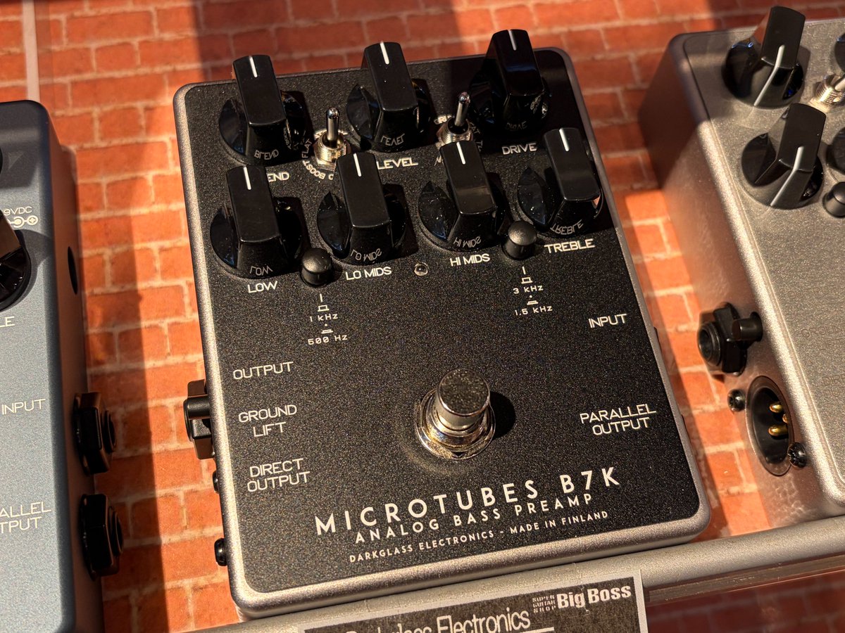 人気のベースプリアンプDarkglass Electronicsの『MICROTUBES B7K V2
