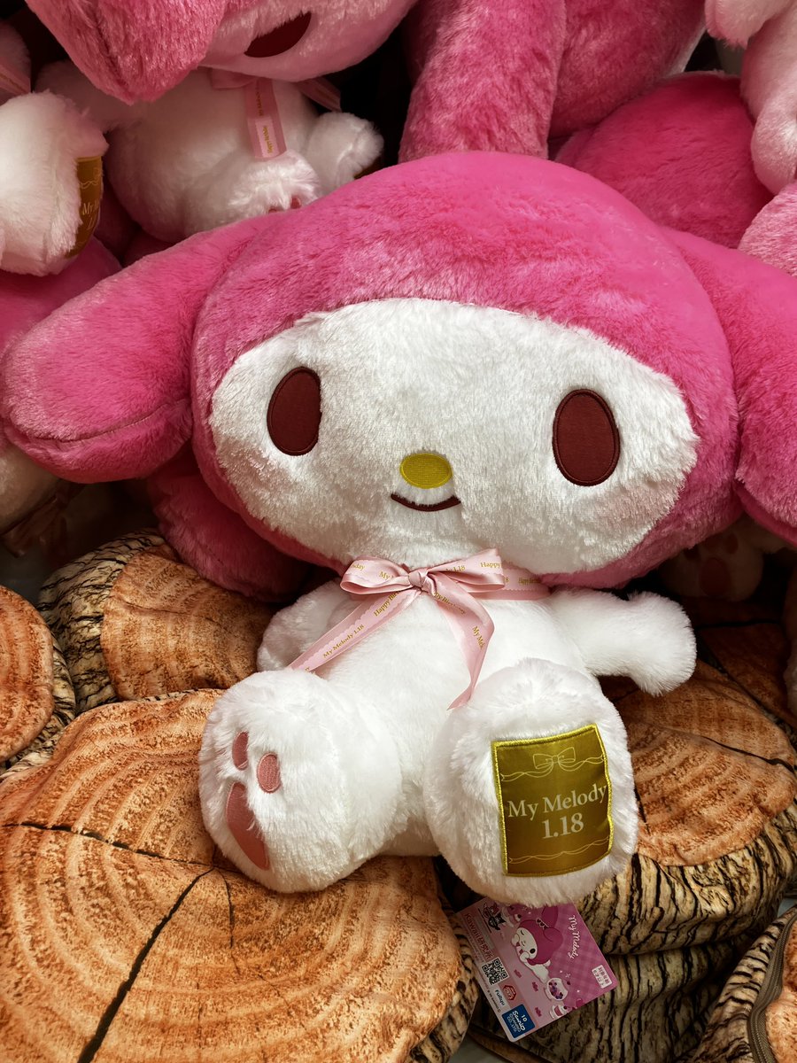 新景品🎉】 #マイメロディ の超超BIGぬいぐるみ~アニバーサリー~か登場