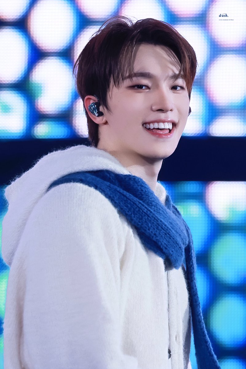 251220

메리메리 크리스마스☃️🎄♥️🎁

#디노 #DINO #이찬 #ディノ
#세븐틴 #SEVENTEEN
<a href="/pledis_17/">세븐틴(SEVENTEEN)</a>