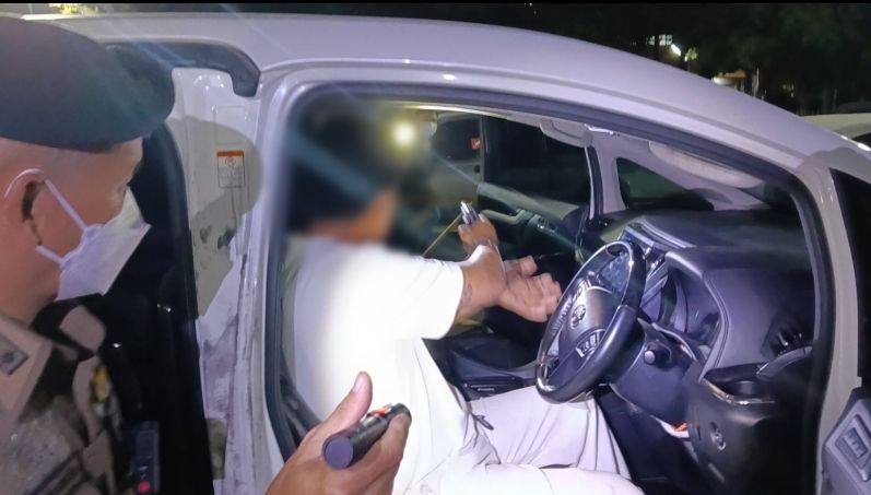 "ผมไม่ได้มีเจตนาฆ่าเลย คนเพิ่งรู้จักได้วินาทีเดียว ไม่มีเรื่องบาดหมางกัน แค่รถไปเบียด ลดกระจกมา ผมใส่ไปไม่ได้หวังตาย รู้ข่าวอีกวัน เขาเสียชีวิต พนมมือไหว้อโหสิได้ไหม มันพลั้งพลาดไป"  กานต์ ฆาตกรยิงคนเสียชีวิตบนทางด่วน 25 ธ.ค.2568