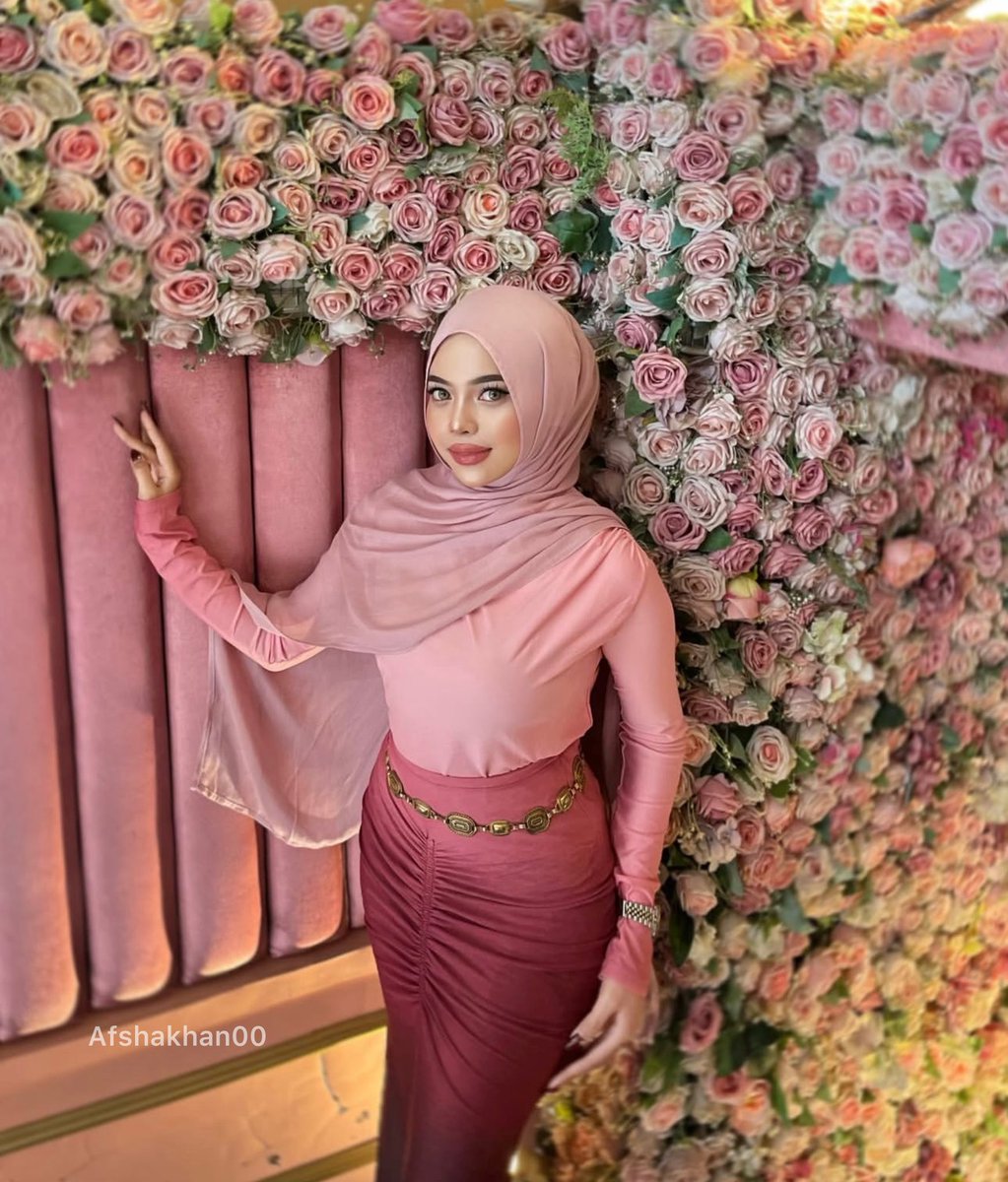 AfshaKhan00's tweet image. 🎄🤍