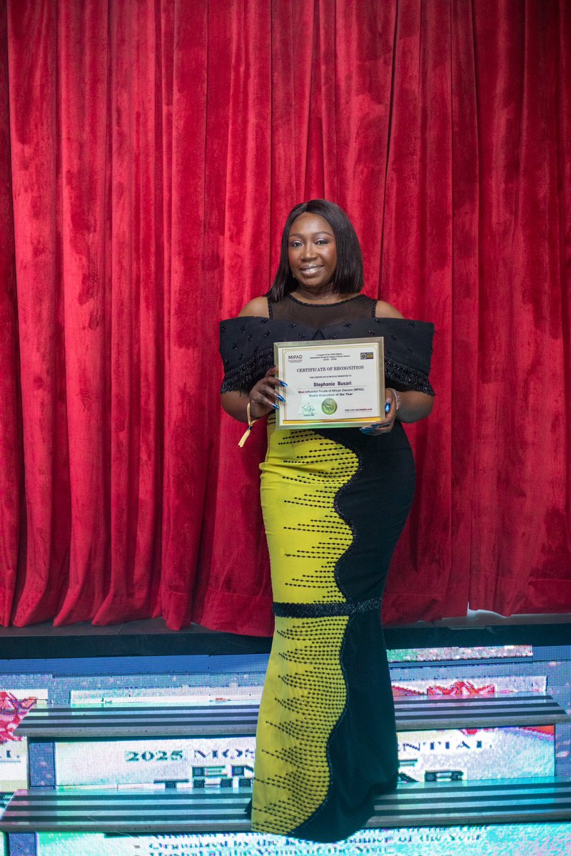 Most Influential 100 tweet media