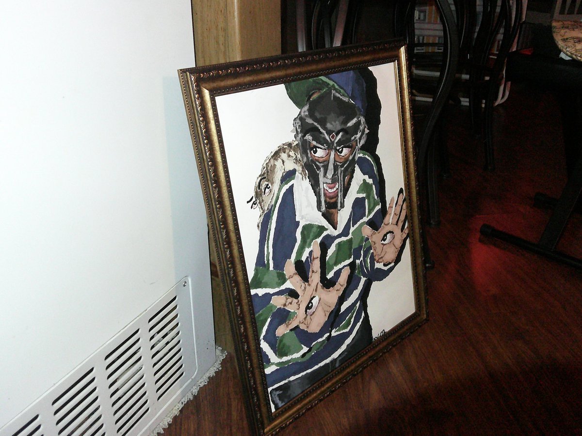 pelumipng's tweet image. An MF DOOM painting I made