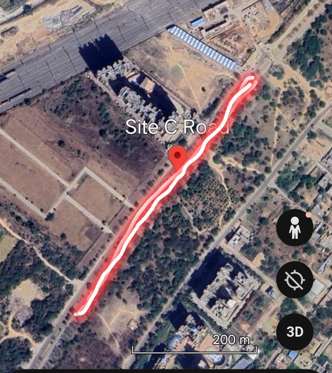 <a href="/Noidatraffic/">Noida Traffic Police</a> <a href="/ACPTrafficNoida/">ACP Traffic Noida</a> कृप्या करके निम्न मैप में दर्शाए गए साइट सी लिंक रोड पर #DFCCIL के #NewDadriJunction के पास से लेकर #AVJHeights  #PoliceChowki तक की सड़क पर बने हुए अवैध कट को अविलंब बंद करवाने का कष्ट करें। सर्दी के इस मौसम में इस एरिया में घना कोहरा एवं धुंध होता