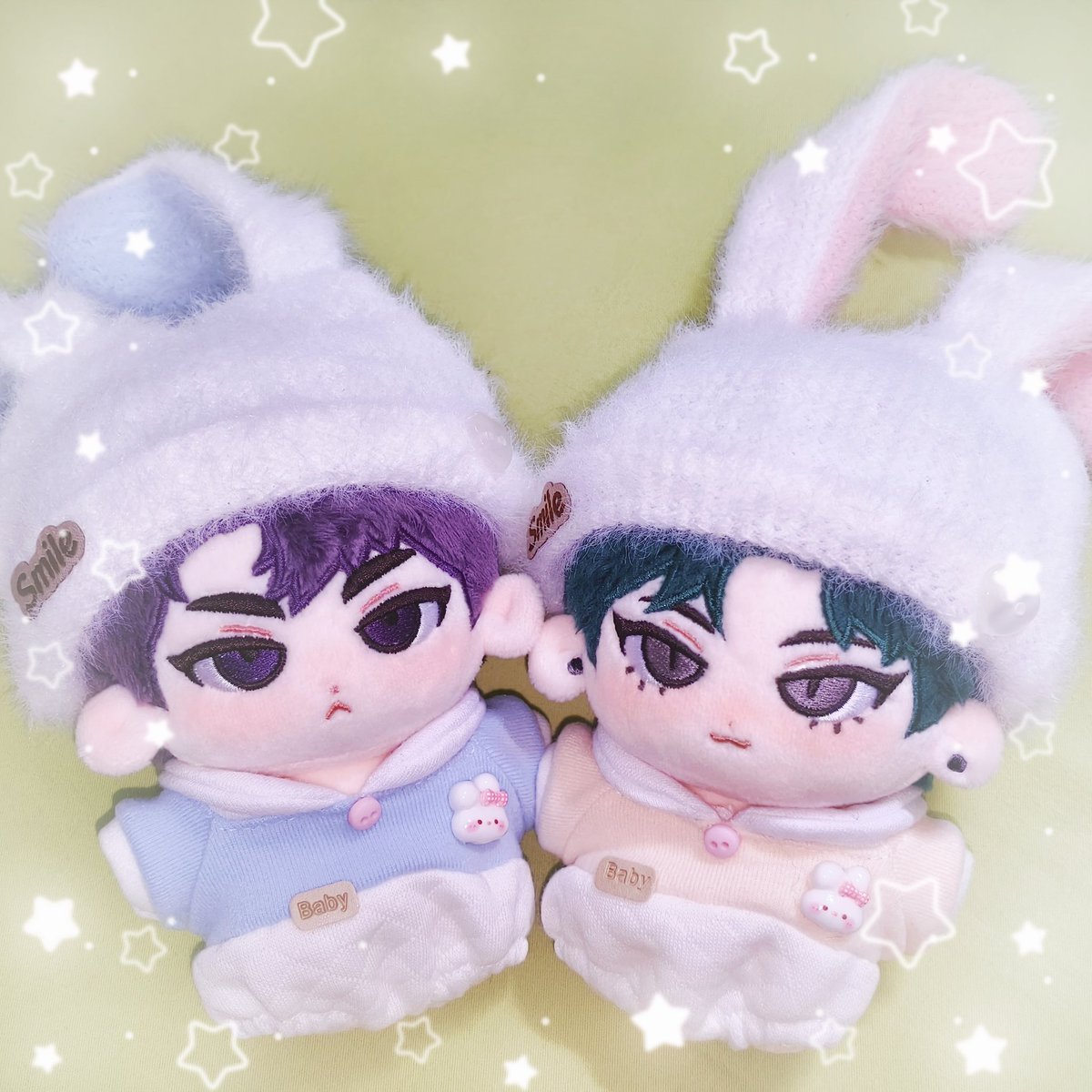 새로 만든 인형이에요! 고결이랑 예승이가 포대기에 싸인 아기들처럼 보여서 너무 귀여워요🥹💙💚
것생 엄마, 꼭 우리 아가들 한번 봐주세요!
😚💕
<a href="/Gaetsaeng/">갯생</a> 
#불완전연소