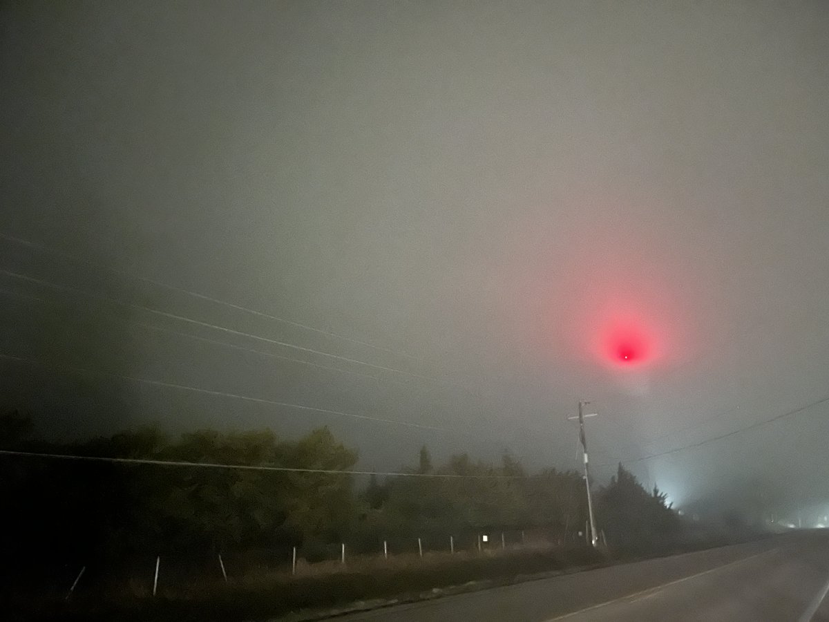 NWSDesMoines's tweet image. The overnight shift captured this foggy Christmas Eve photo of our radar on their way in this evening. 📡

Or, wait. Is that you Rudolph? 🦌🎅

#iawx #Christmas2025 #Santa