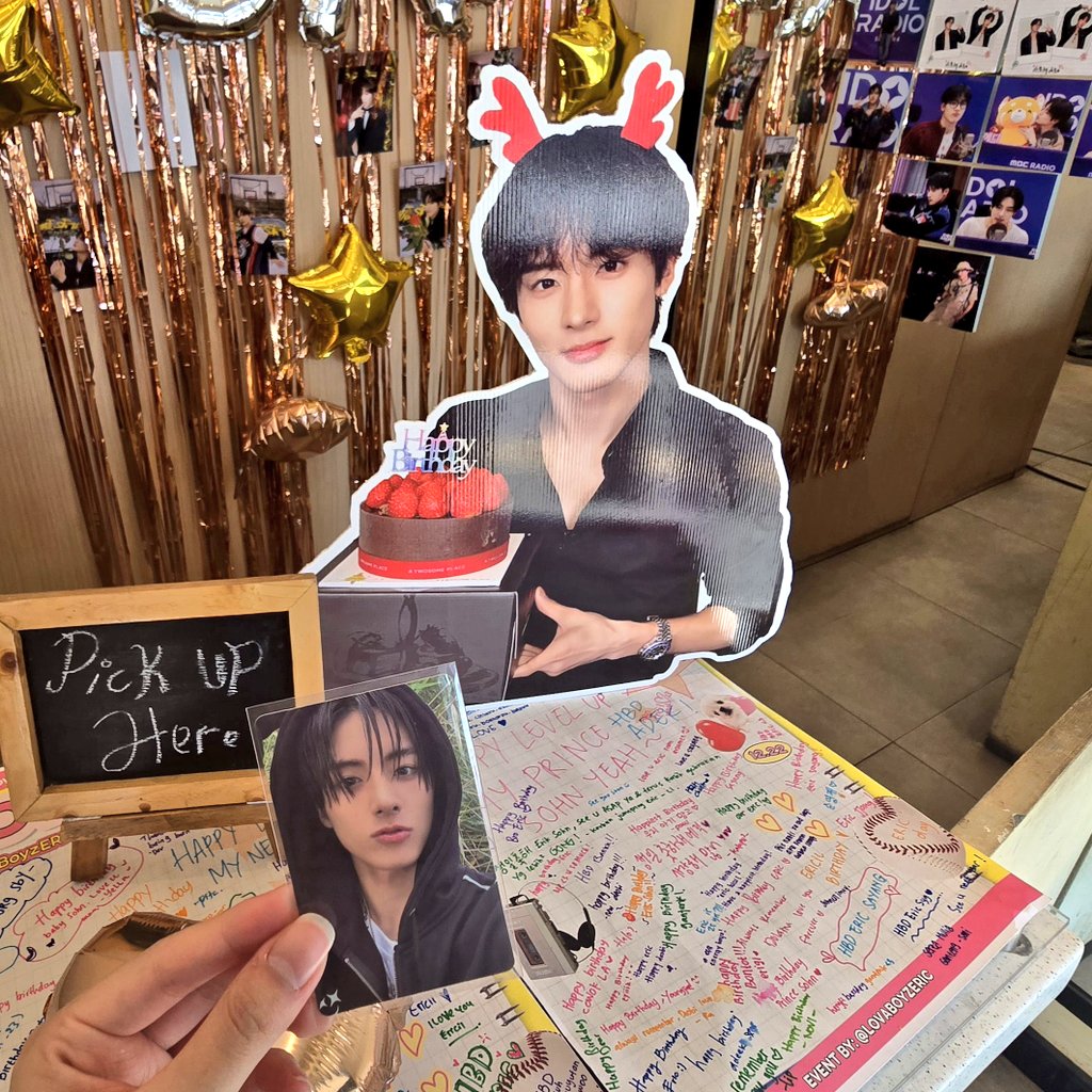 mampir lagii
#LovABoyzERIC 
#SevenSeaS2Eric 
#ERIC #에릭 #THEBOYZ <a href="/LovAboyzeric/">𝙇𝙤𝙫𝘼𝙗𝙤𝙮𝙯</a>