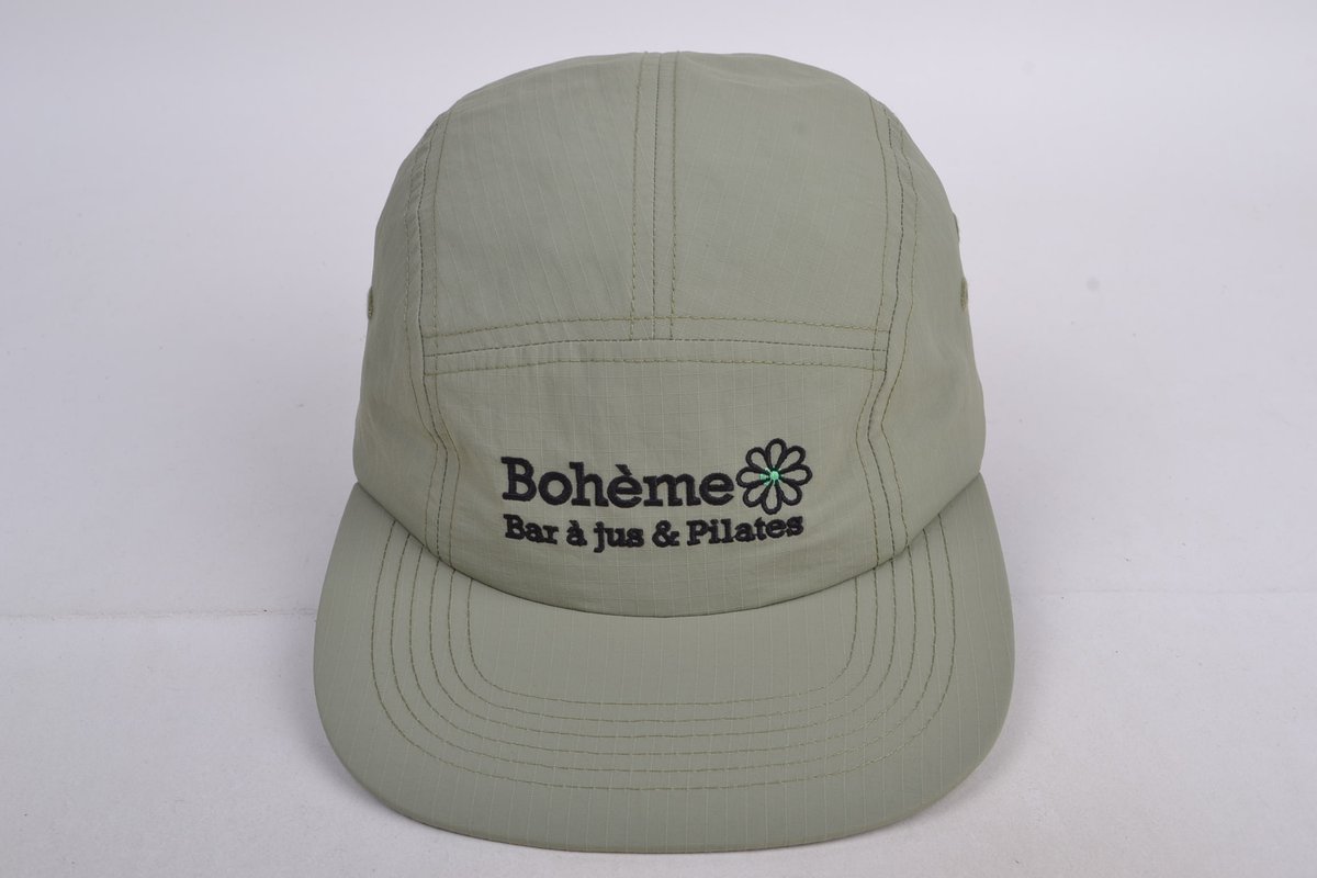 fashionablecaps's tweet image. Trusted China Hat Factory for B2B bulk orders 📦No middlemen → save cost &amp;amp; stable qualityOEM/ODM supported, fast delivery worldwideDM to get your exclusive quote now!#CustomHatsSupplier #FactoryDirect #Christmas2025