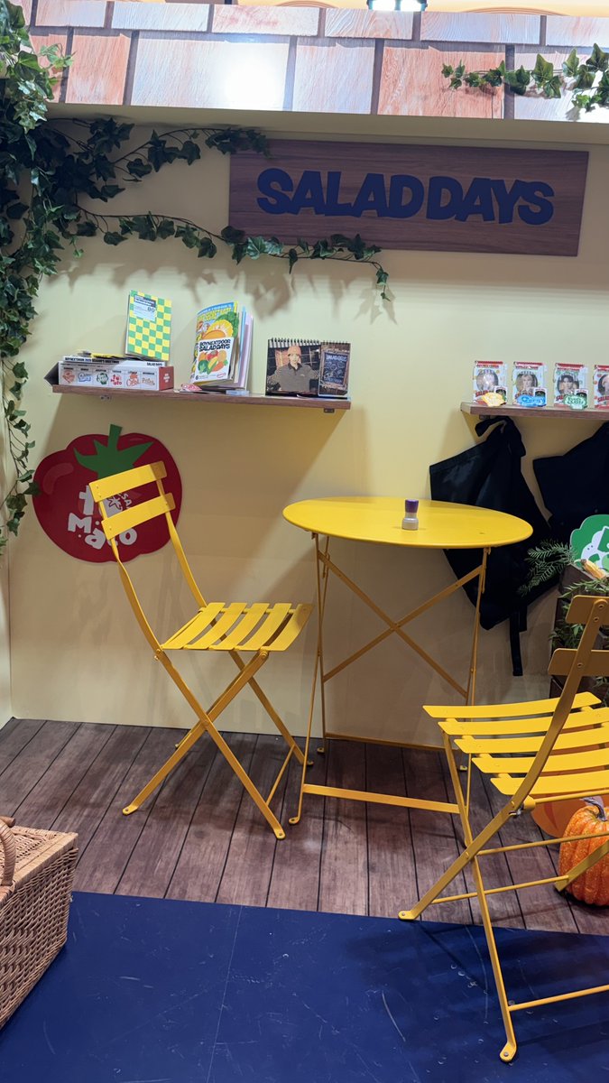 08DD10__'s tweet photo. 나도 와따요
#HOLIDAY_HOUSE #HYBE_2026시즌그리팅 #사운드웨이브 https://t.co/gknlknUerd