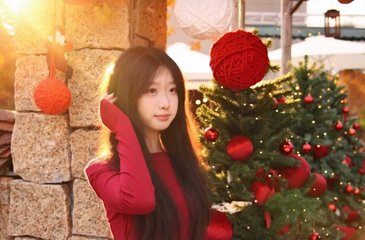 concacbg18cm's tweet photo. meri chrismas https://t.co/z4zYUGsz0W