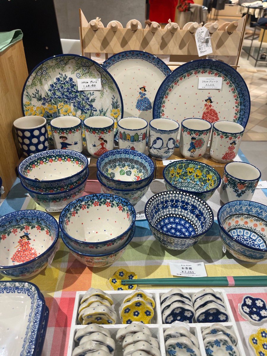 アトレ恵比寿4階POP UP STORE 〜Ceramika クリスマスマーケット2025