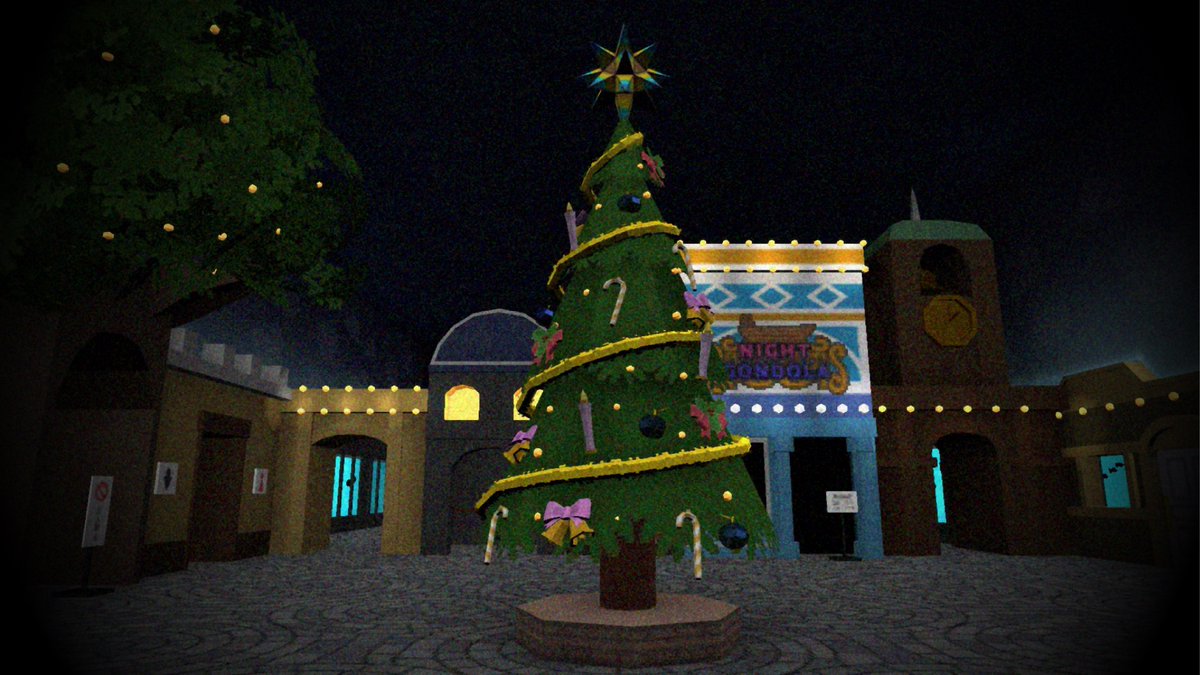 1999tokoyo's tweet photo. クリスマスツリーの片付け悲しい(´･_･`) 来年も飾れるといいな......！（バイトA） https://t.co/hhQxl95rZV
