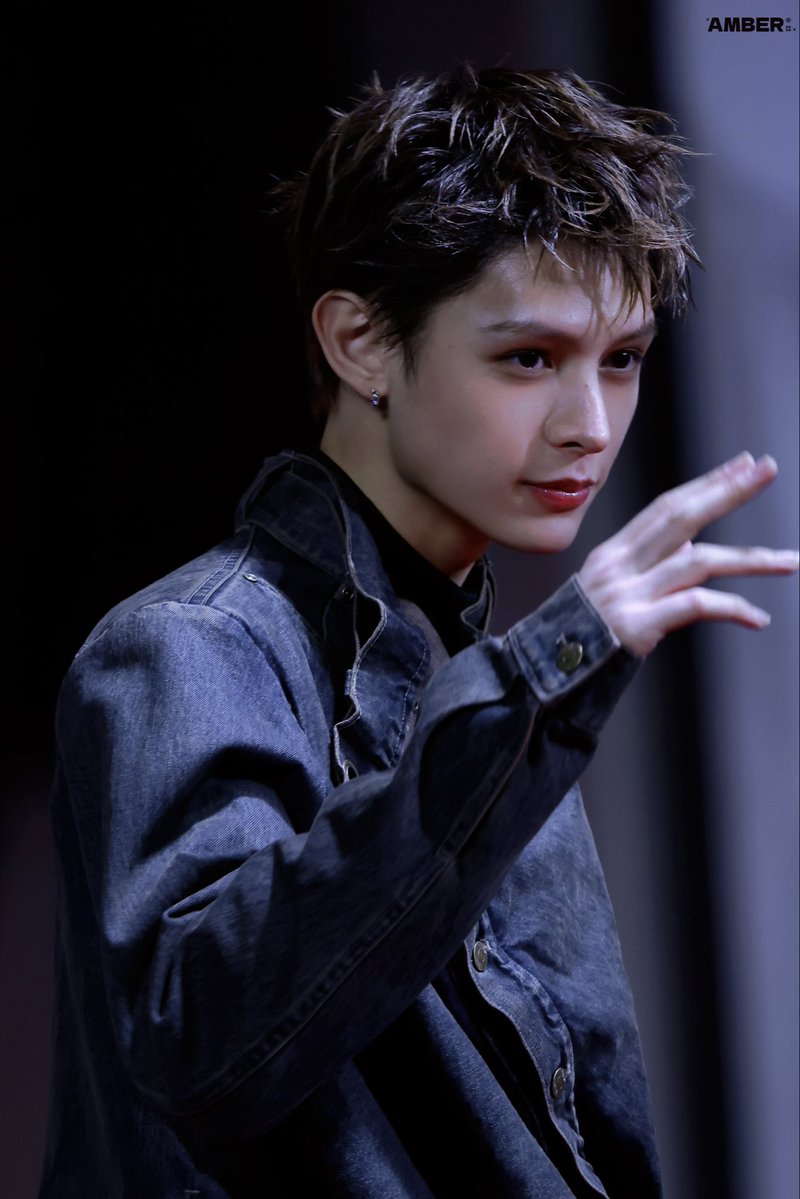 Amber_Jam1014's tweet image. 251225 

#JAMES #제임스 #趙雨凡
#CORTIS #코르티스