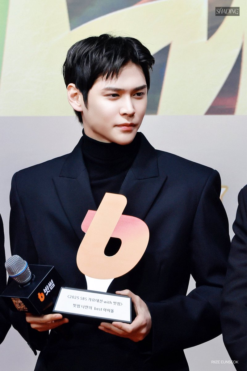 𝙎𝙃𝘼𝘿𝙄𝙉𝙂 tweet media