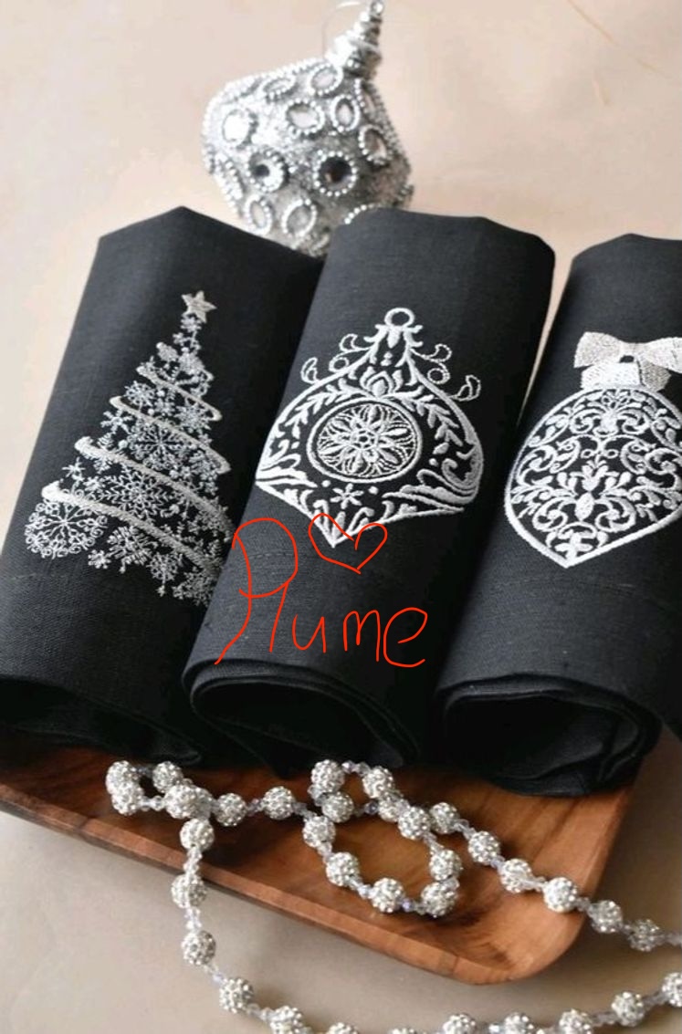 Plume, happy holidays!!!!!
<a href="/plumenetwork/">Plume</a>
#PlumeHolidays