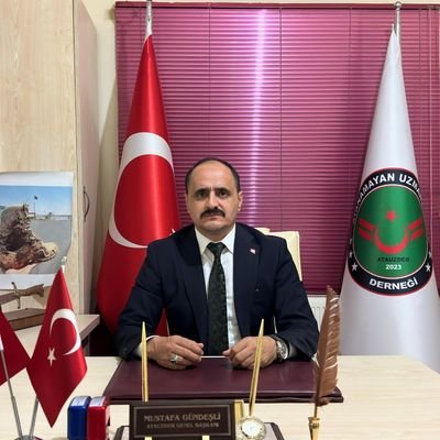 Regaip Kandili; sabrın mükâfatla buluştuğu, imanın gönüllerde yeniden filizlendiği müstesna bir gecedir.
Duaların kabulüne, yorgun yüreklerin feraha, kırık kalplerin umuda kavuşmasına vesile olmasını diliyorum.
Rabbim; sabırla mücadele edenlerin yolunu açık, imanla yürüyenlerin