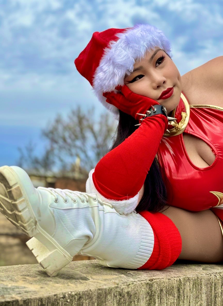 RhinosaurousRex's tweet image. I woke up and felt the best I’ve felt all week :) Must have been from all your well wishes ☺️

Merry Christmas everyone! 🎁