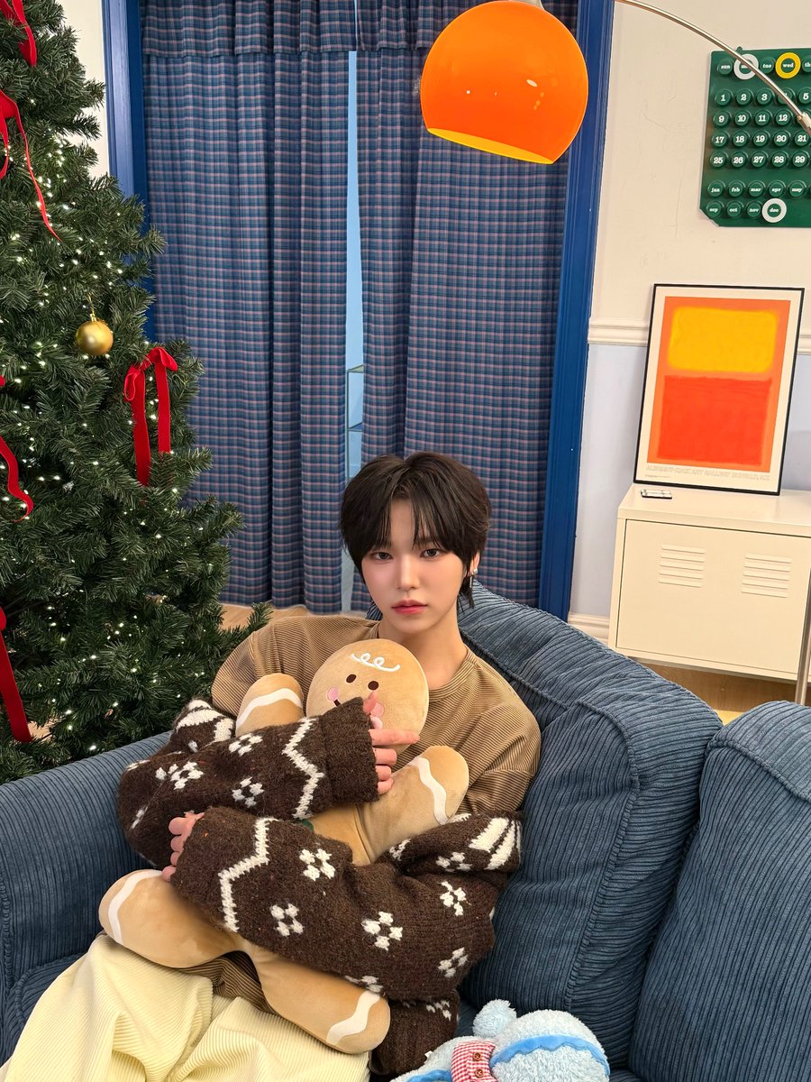 idntt_cosmo's tweet image. 🎄🎄

#idntt #아이덴티티 #アイデンティティ
#unevermet #이재영 #leejaeyoung
