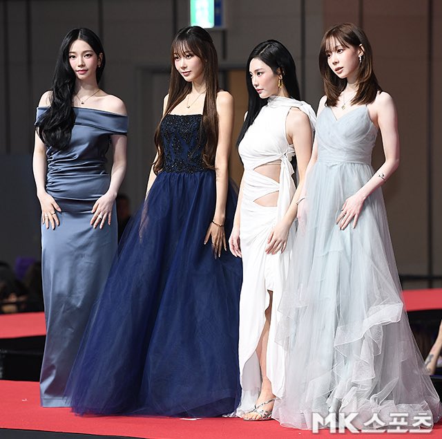 icurina's tweet image. the glow up is crazy