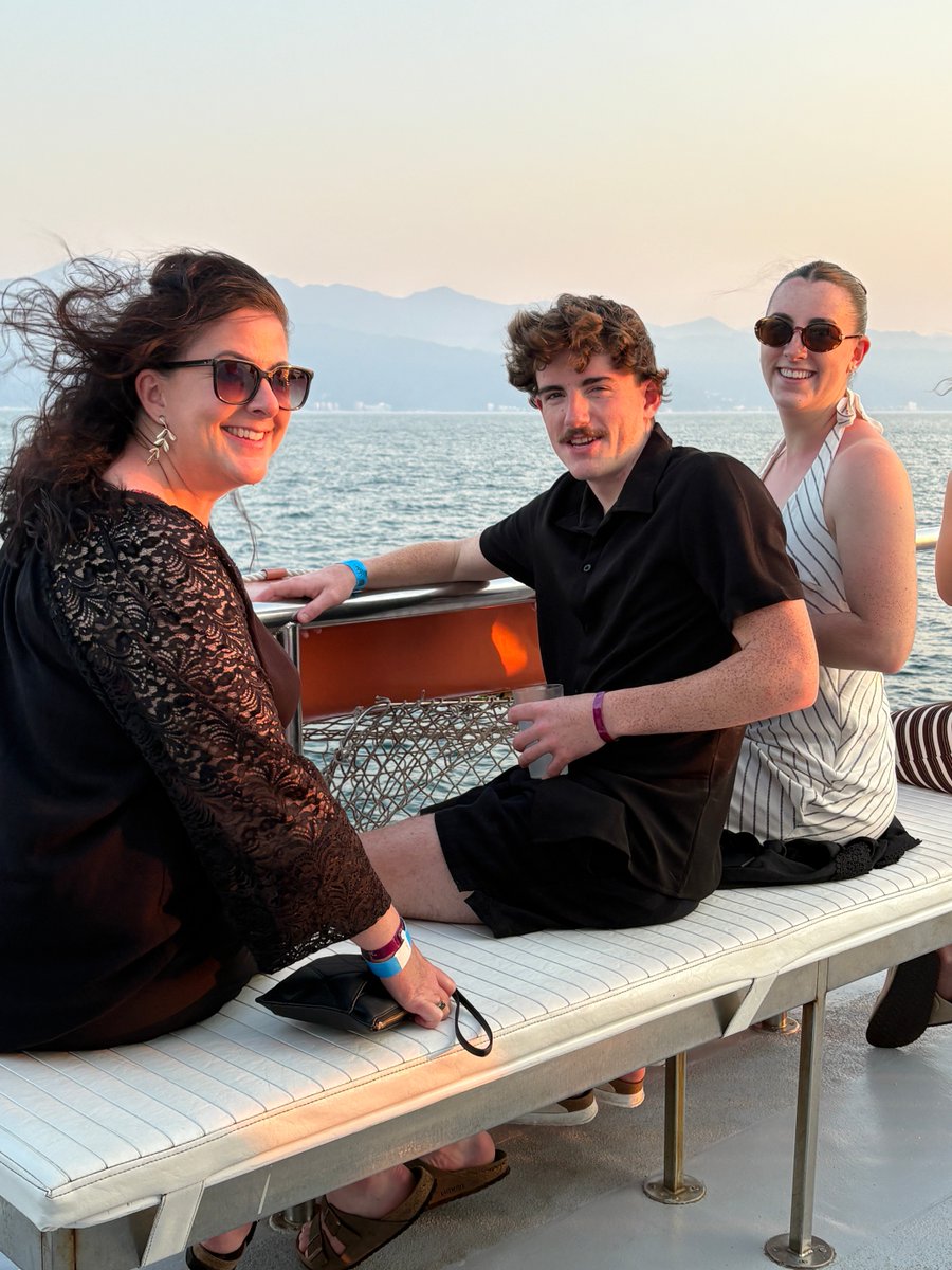 Glen Tosh tweet media