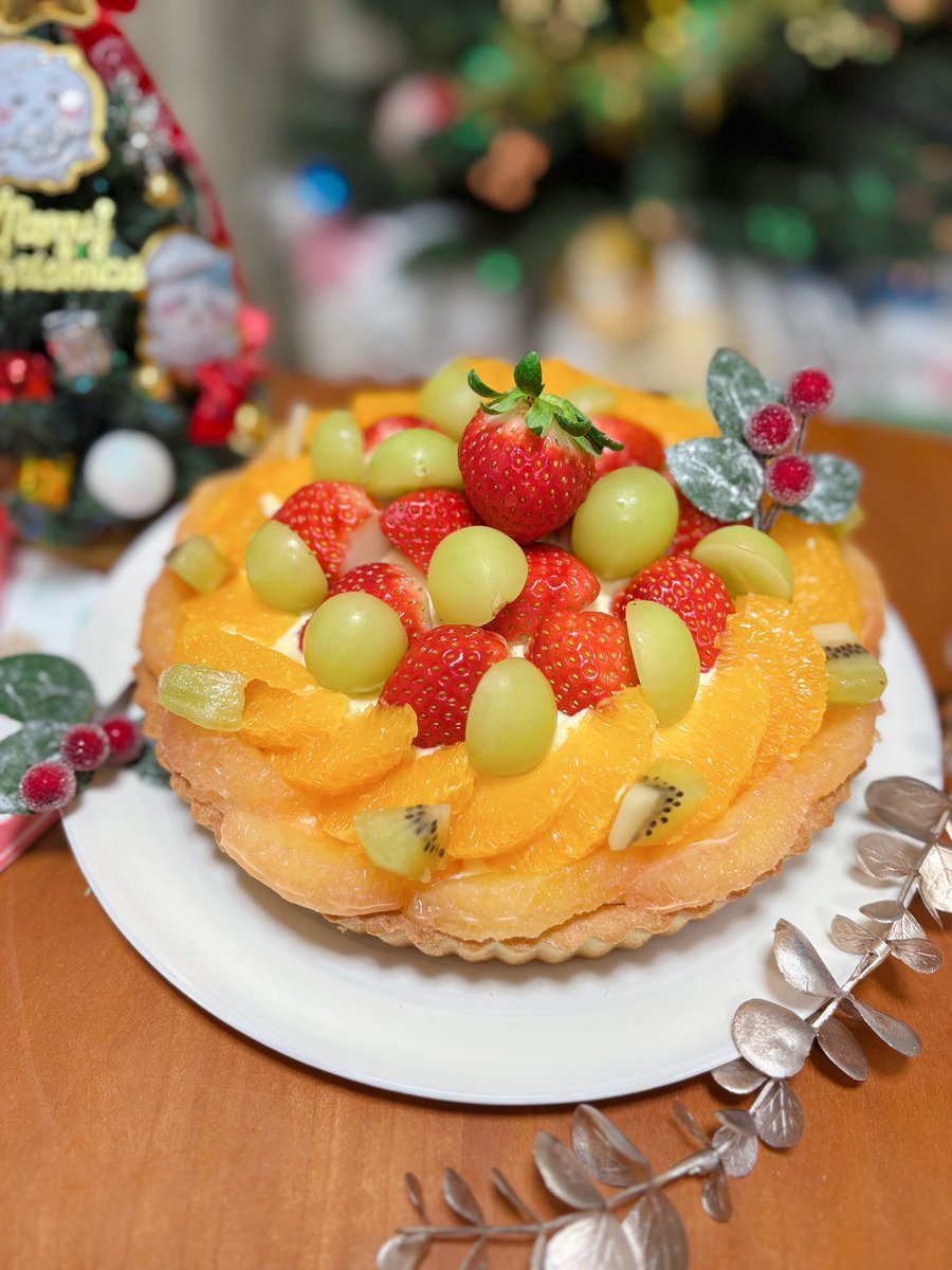 thhss29213's tweet photo. メリー クリスマス🎄
今年もケーキを作れて、ツリーも飾れて、写真を撮れて、したい事ができて良かったです😊 https://t.co/0No4wqnklH
