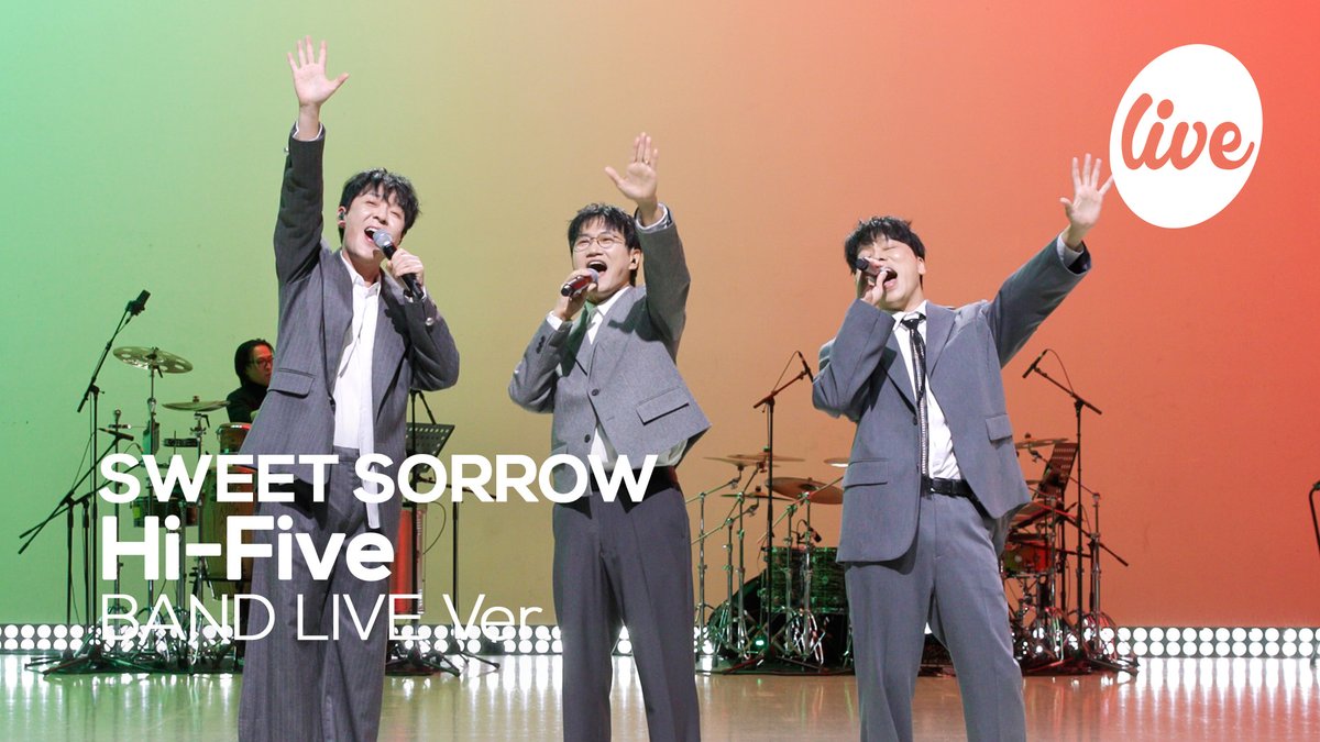 it's Live tweet media