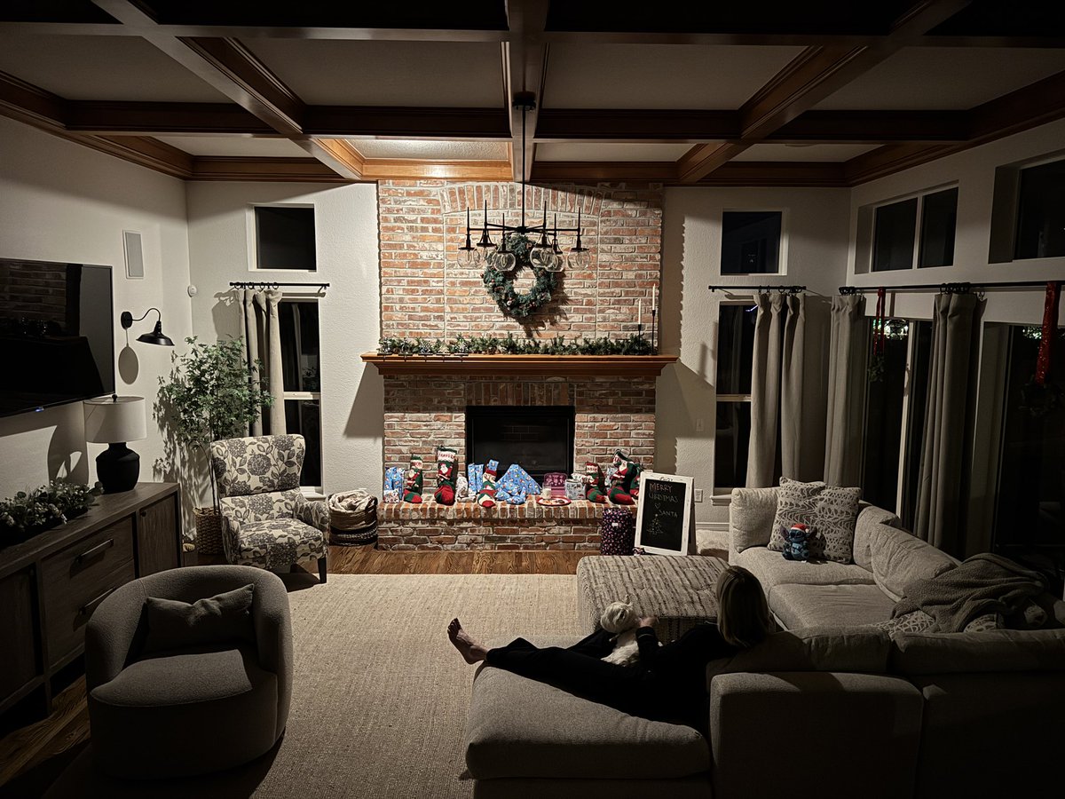 Julian Valentin tweet media