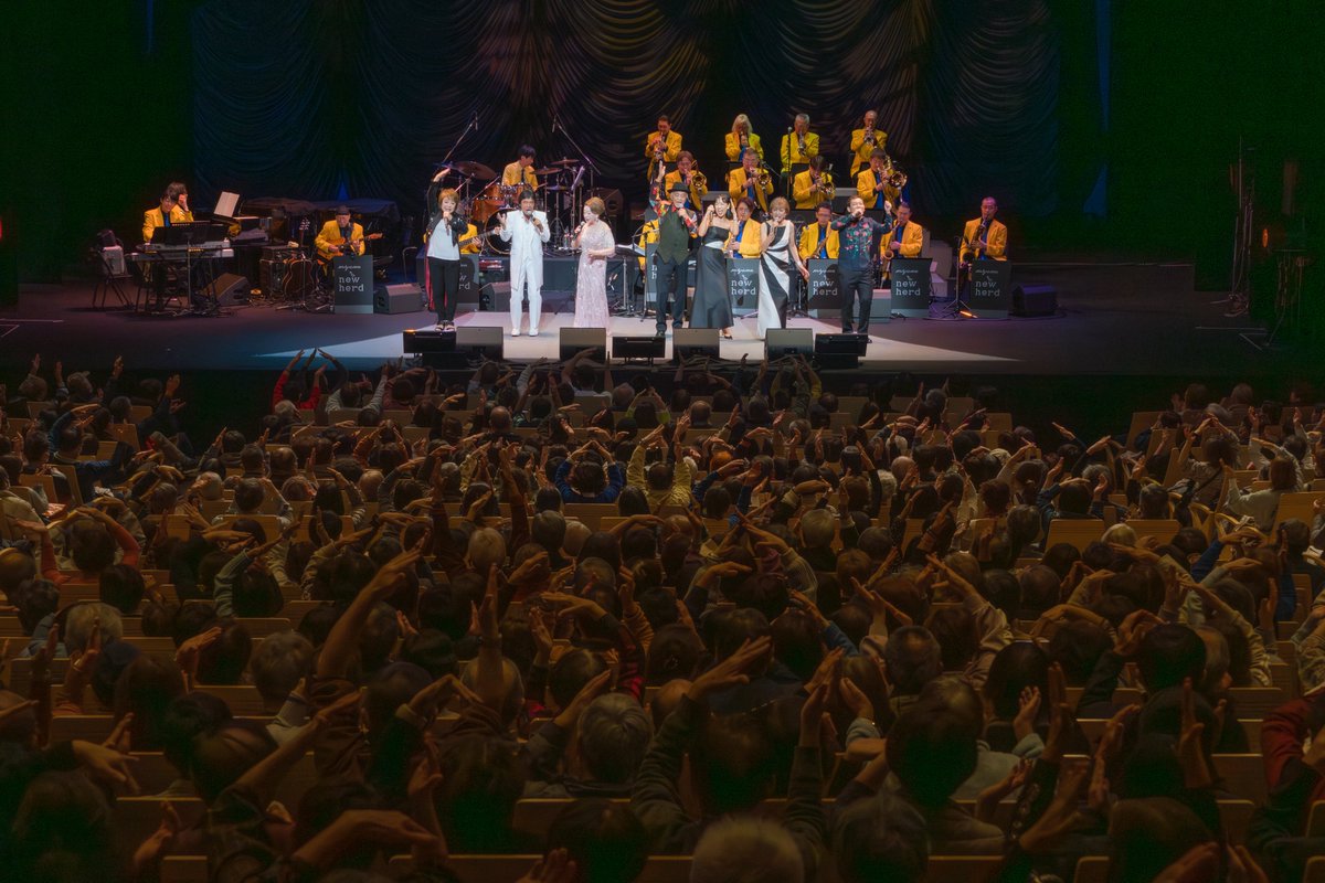 昭和100年記念 長野市芸術館 昭和歌謡祭 終演しました】 昭和100周年