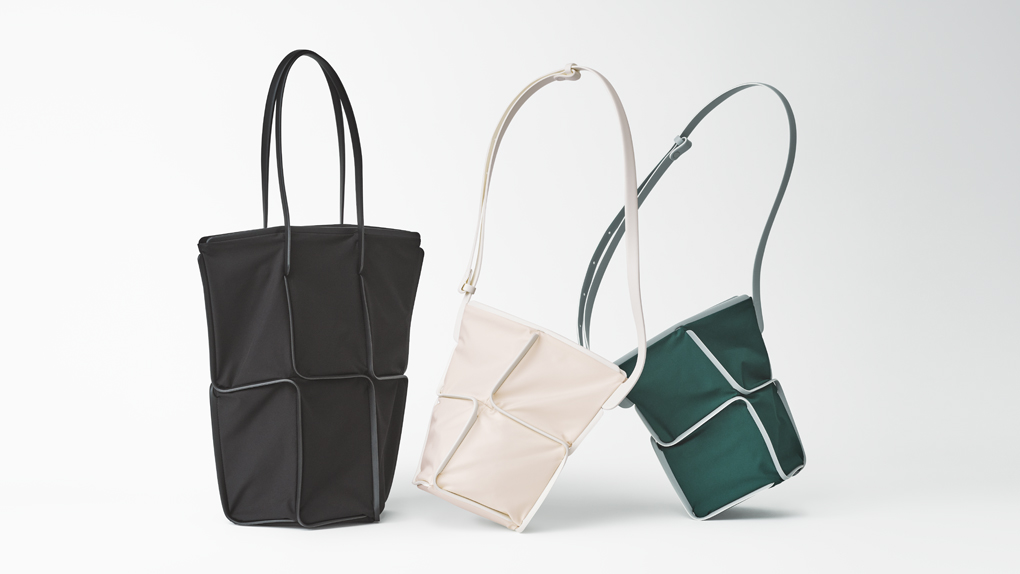 FASHIONHL's tweet image. GOOD GOODS ISSEY MIYAKE Introduces “FRAME,” a New Bag Series Balancing Structure and Softness
→fashion-headline.com/en/article/487…
#ISSEYMIYAKE #GOODGOODSISSEYMIYAKE #FRAME