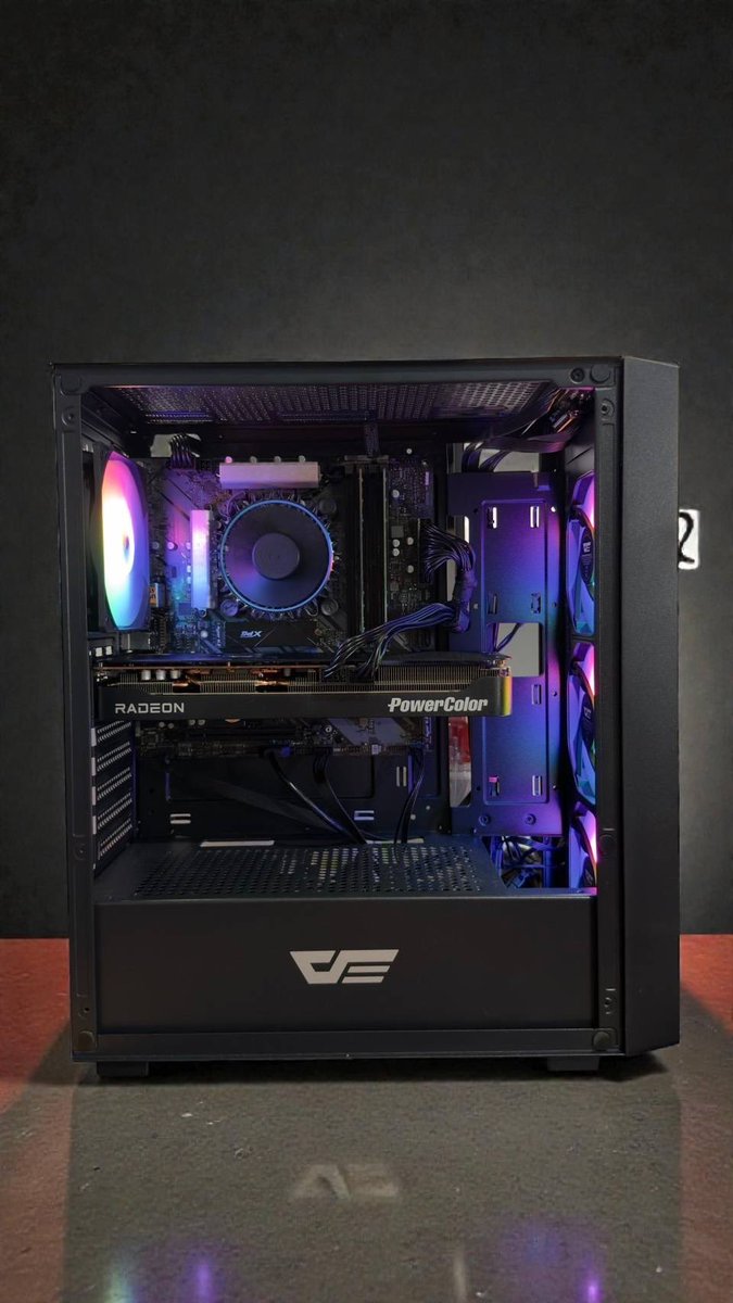 eason11210's tweet photo. 《抽獎》
賣一台二手的  但基本上新到爆

CPU：Intel i5-14400F（含原廠銅底）
主機板：Asrock B660M
記憶體：Curcial D4-3200 8G*2
SSD：ADATA S50 1TB SSD（開機、讀寫飛快）
顯示卡：PowerColor RX9070XT（高效能光追卡）
電供：EVGA 850W金牌全模
機殼：DK353

售價：四萬有找

抽一張RTX2060   客人貼換的

轉發留言分享 就有機會抽到你
5080我快抽出來了  沒看到的記得去留
