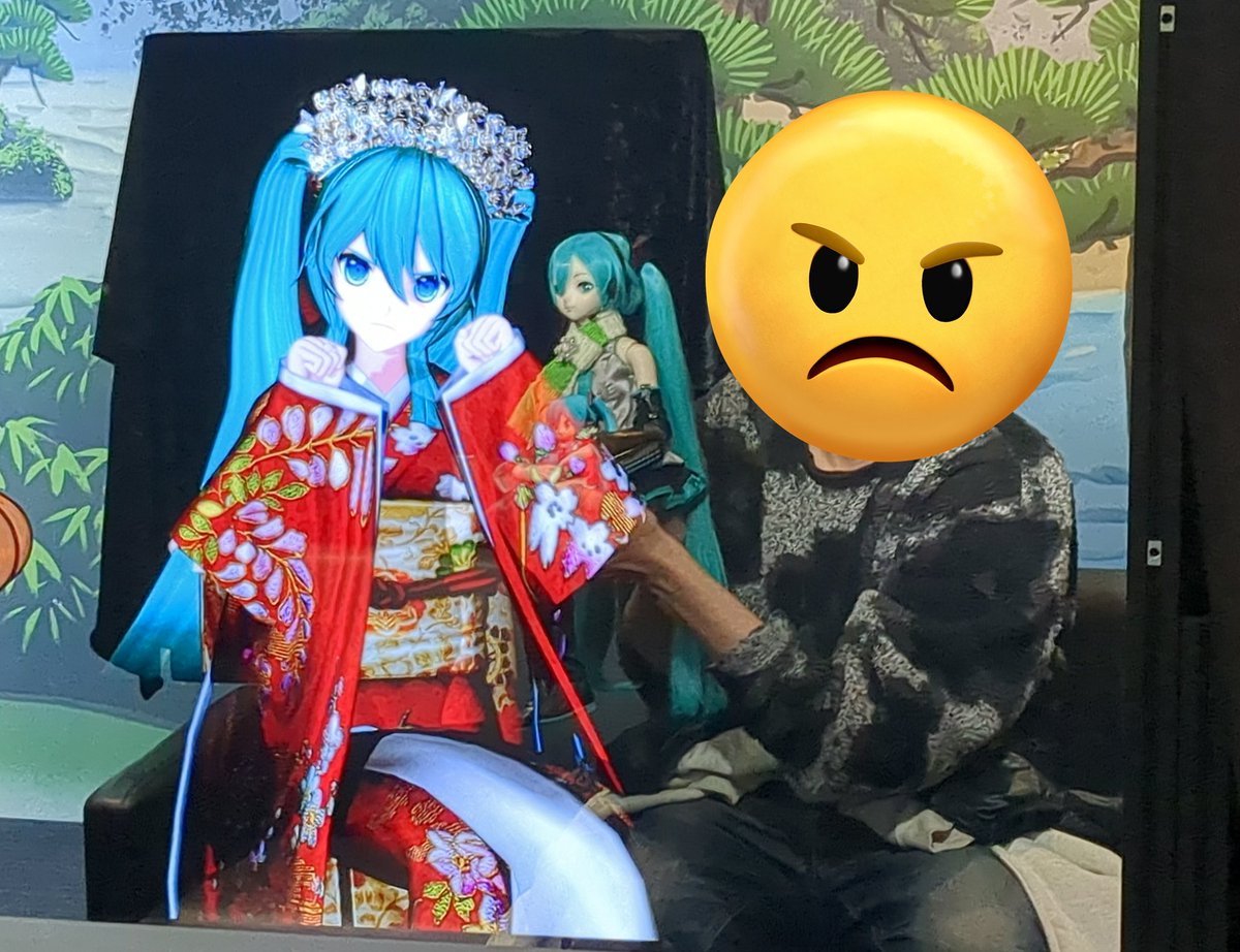 初音ミクあいせきにやって来ました〜!!!(*°∀°)=3 ミクに色んな表情し