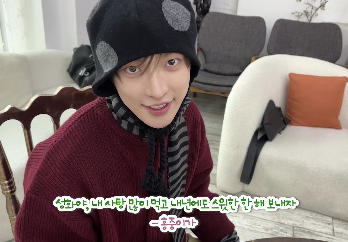 muncpr's tweet image. 1000 bricks are flying in the direction of his right temple this very moment