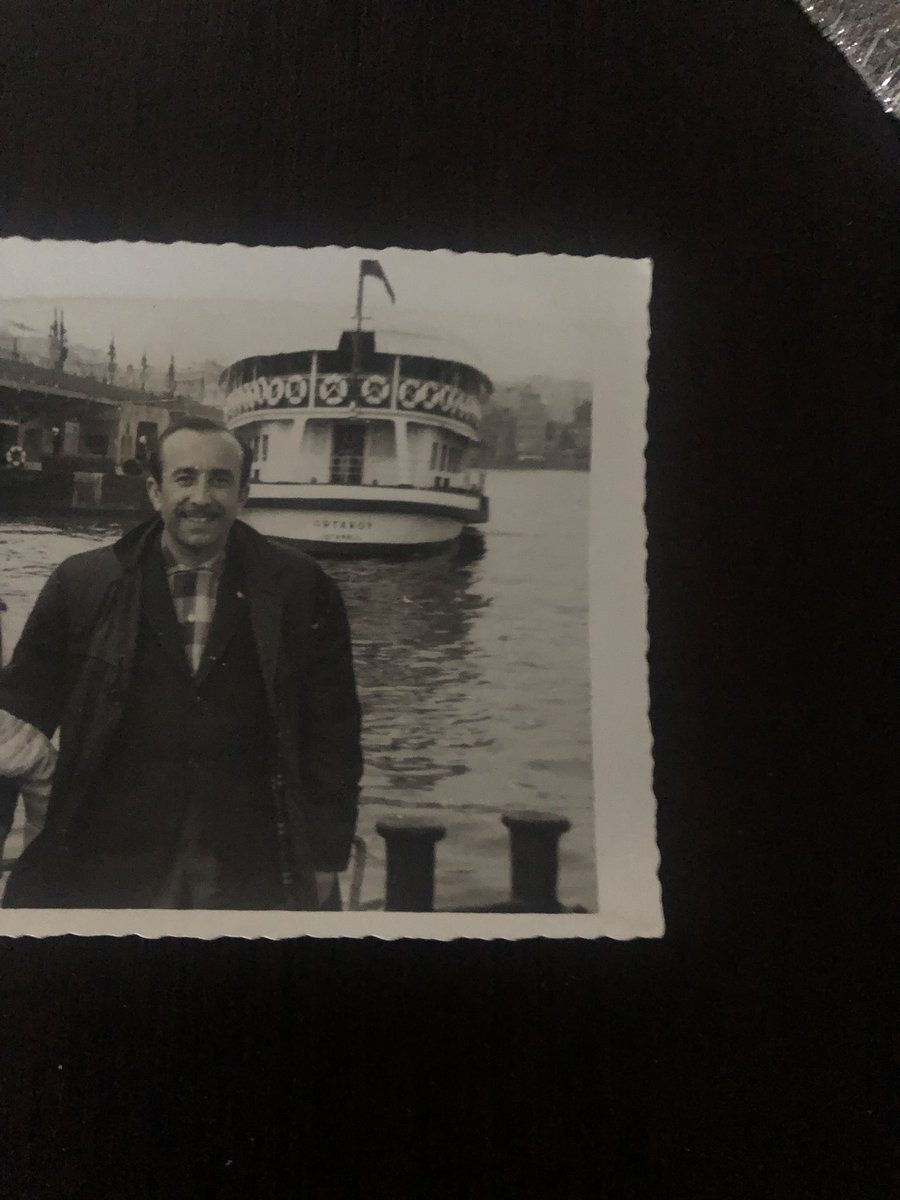 ErozanSevki's tweet image. 25.12.2007 bugün babam uçtu gitti ve benim kanatlarım kırıldı mekanın cennet olsun nur içinde uyu canım babam