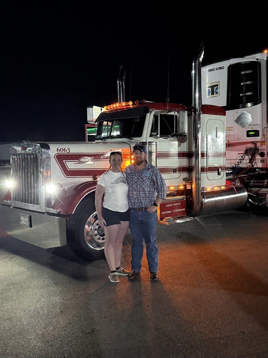 d_sharp9's tweet image. It’s Xmas. It’s got Xmas lights. Good enough ❤️