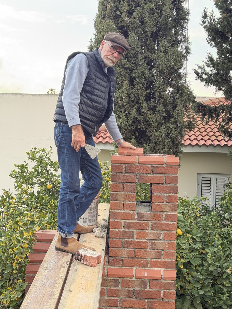 kyriakos tsolakis tweet media