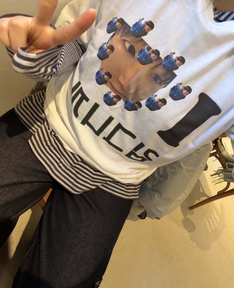 meodangee's tweet photo. 웋헤 나도 ㅇㅆ다.
김그니까. https://t.co/2sm6SF4I1z